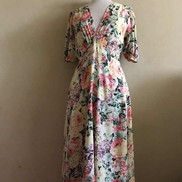 Faithful The Brand Floral Maxi Dress - Picture 4 of 11